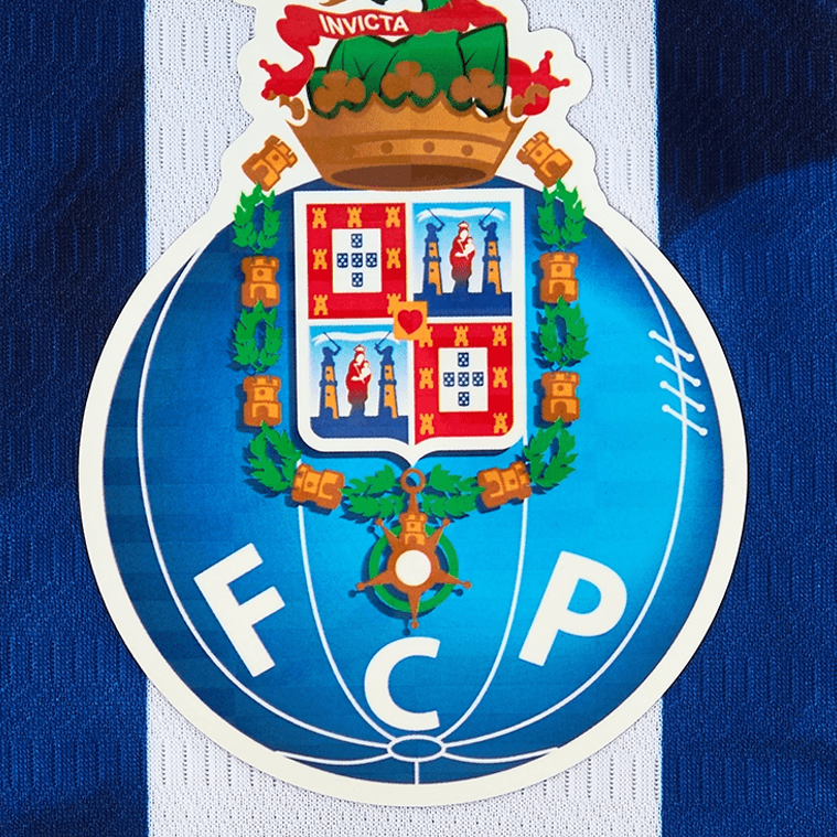 FC Porto 2024/2025 Kids' Home Kit + 5 CLOTHING SHEETS! 🎁