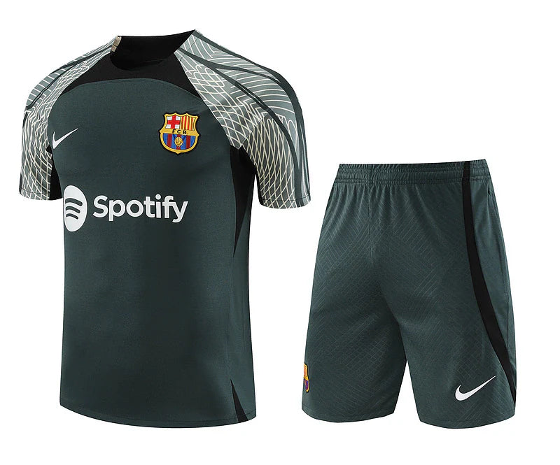 BARCELONA CONJUNTO ENTRENAMIENTO I 23/24 HOMBRE