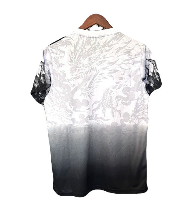 CAMISETA REAL MADRID EDICIÓN LIMITADA DRAGÓN 25/26 HOMBRE