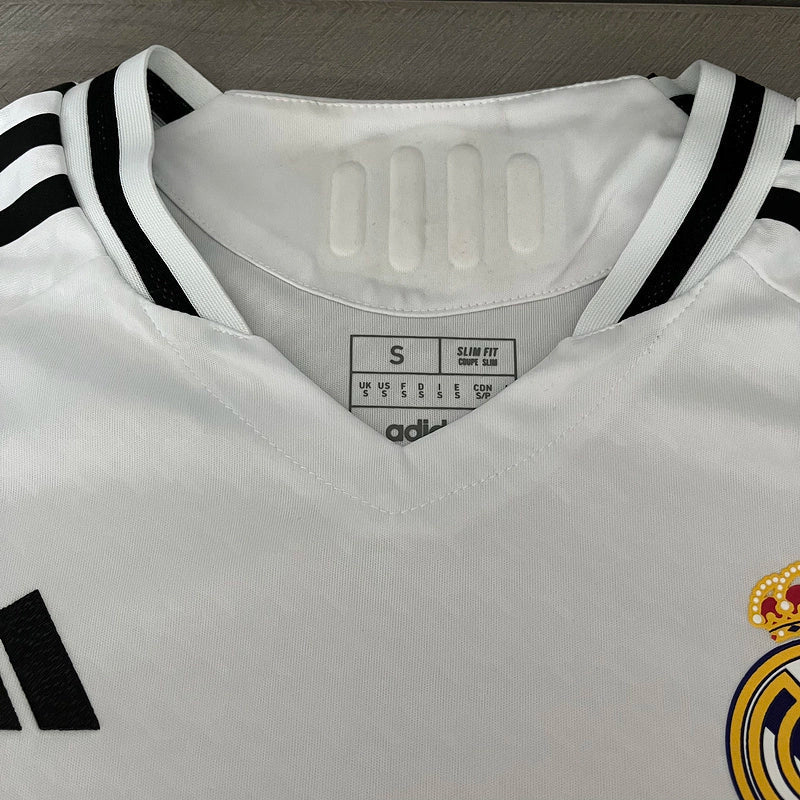 CAMISETA REAL MADRID I + PARCHES 24/25 HOMBRE (VERSIÓN JUGADOR)