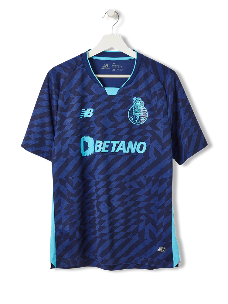 FC Porto Third Jersey 2024/25 + 5 PIECES CLOTHING! 🎁