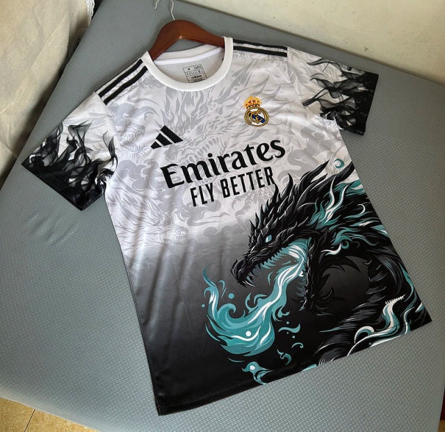 CAMISETA REAL MADRID EDICIÓN LIMITADA DRAGÓN 25/26 HOMBRE