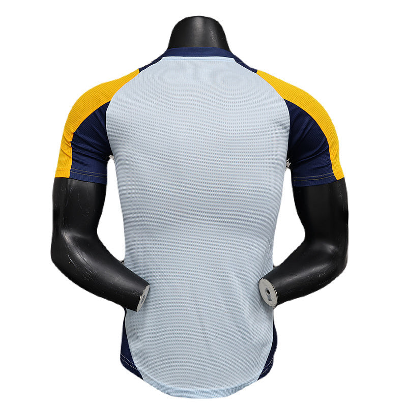 CAMISETA REAL MADRID ENTRENAMIENTO 24/25 HOMBRE (VERSIÓN JUGADOR)