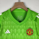 MANCHESTER UNITED GOALKEEPER KIDS SET I 23/24