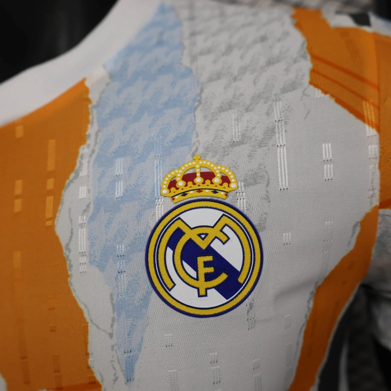 REAL MADRID ENTRENAMIENTO 24/25 HOMBRE (VERSION JUGADOR)