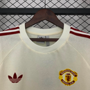 MANCHESTER UNITED CASUAL 25/26 HOMBRE