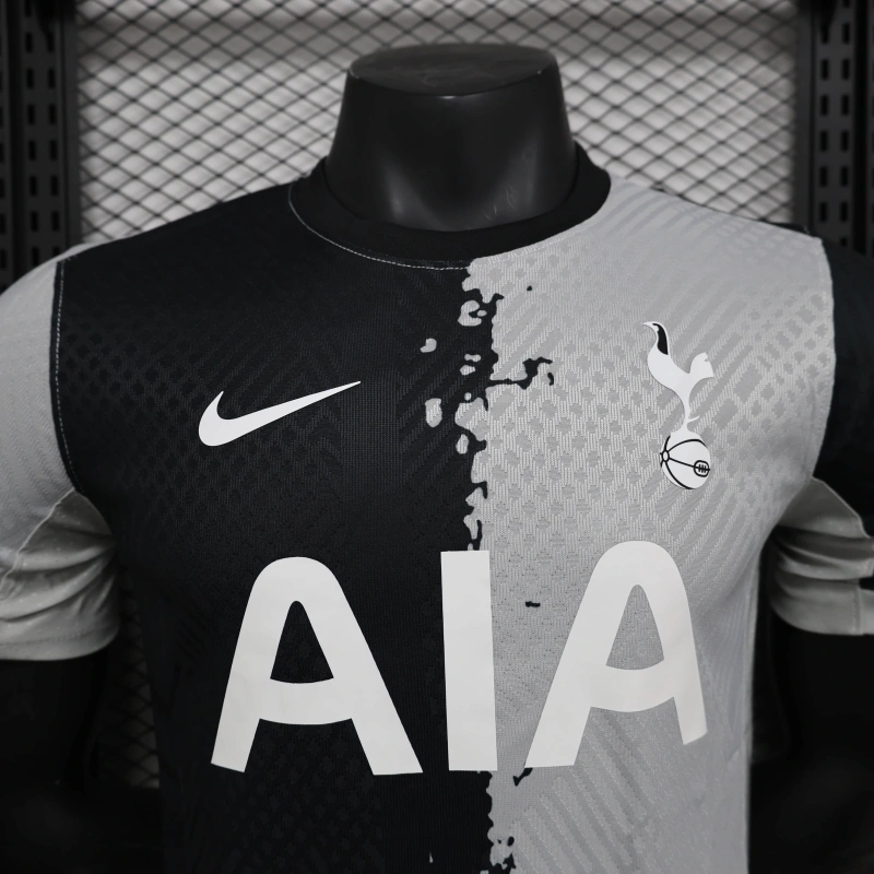 TOTTENHAM ENTRENAMIENTO 25/26 HOMBRE (VERSIÓN JUGADOR)