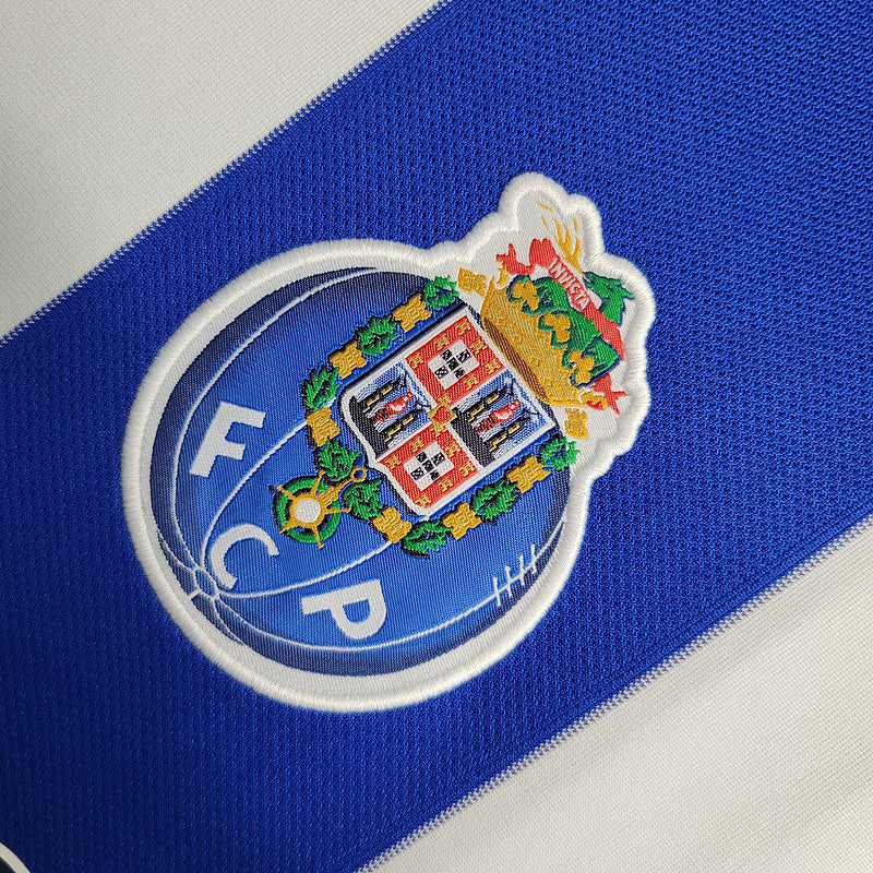 Porto 24-25 at home