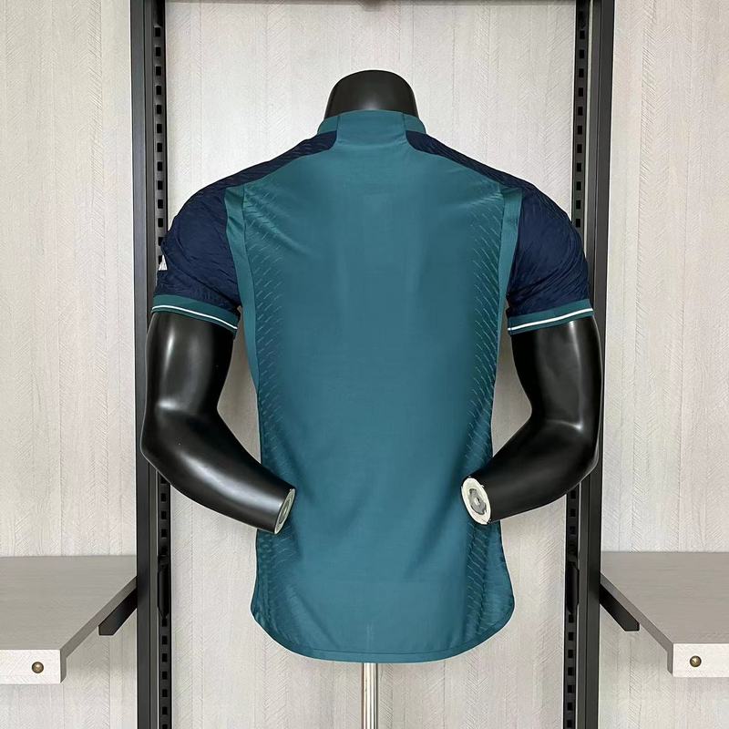 ARSENAL III 23/24 HOMBRE (VERSIÓN JUGADOR)